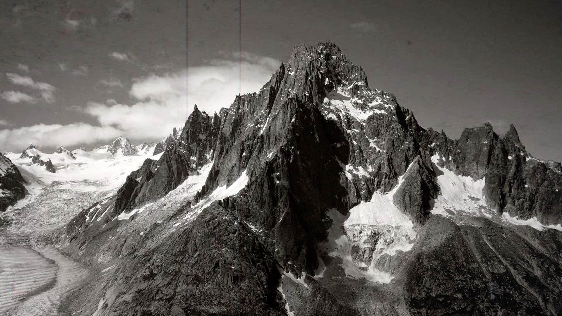 Flammes De Pierres backdrop